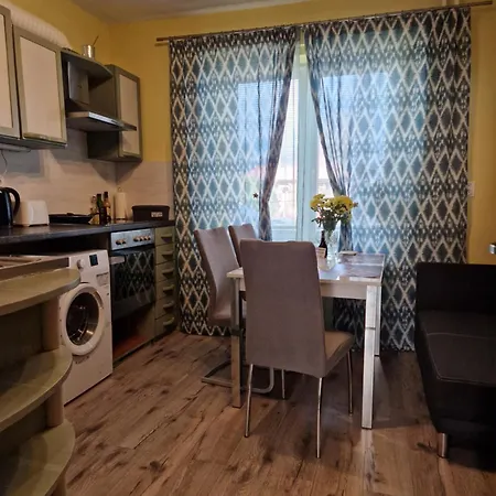 Veludo * Banská Bystrica